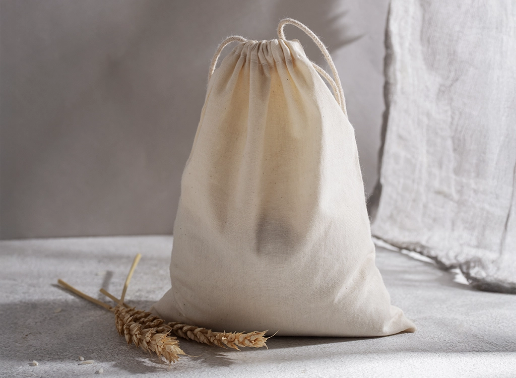 Natural fabric drawstring pouch